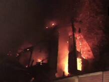 शिमलाः अंग्रेजों के जमाने में बने होटल में लगी भीषण आग, लाखों का नुकसान