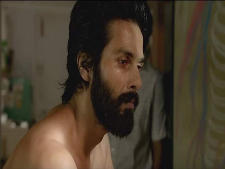 shahid kapooor reacts how he deal with heartbreak in real life , kabir singh दिल टूटने के बाद शाहिद कपूर का हो गया था ऐसा हाल , कहा- जिंदगी लगने लगी थी ब्लैक एंड व्हाइट फिल्म