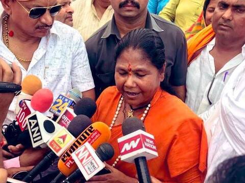 प्रधानमंत्री पर टिप्पणी कर मायावती ने देश की महिलाओं का अपमान किया- साध्वी निरंजन प्रधानमंत्री पर टिप्पणी कर मायावती ने देश की महिलाओं का अपमान किया- साध्वी निरंजन