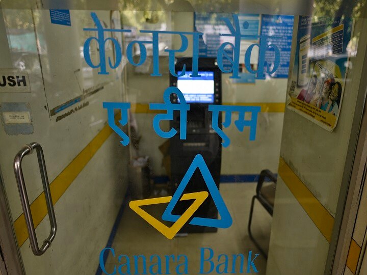 500 rupees notes in place of 100 came out from this ATM of Karnataka कर्नाटक: ग्राहकों की हुई चांदी, ATM से निकले 100 की जगह 500 रुपये के नोट