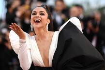 Cannes 2019: रेड कार्पेट पर उतरीं दीपिका पादुकोण, खूबसूरत अंदाज से जीत लिया सबका दिल, देखें तस्वीरें