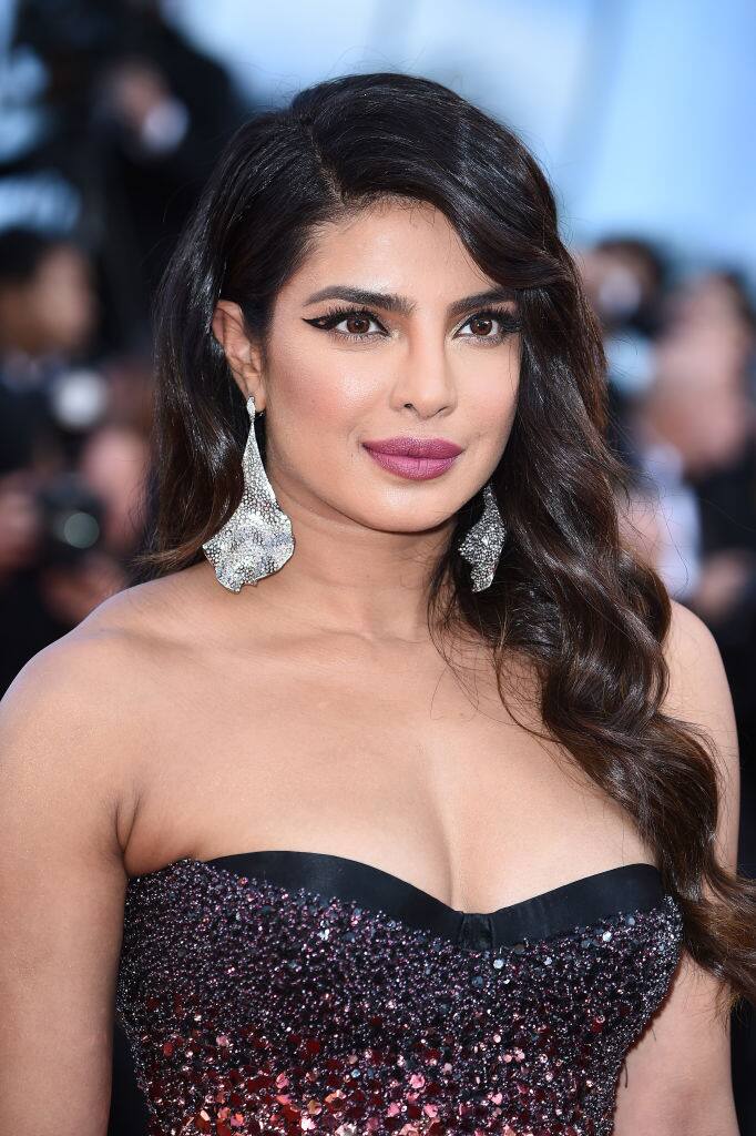 प्रियंका का ये लुक फैंस को काफी पसंद आ रहा है. (Getty Images)