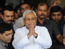 वोट डालने के बाद CM नीतीश कुमार बोले- चुनाव को इतना लंबा नहीं खींचना चाहिए