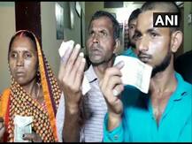 चंदौली में पैसे देकर लगा दिया उंगली पर स्याही का निशान, हंगामे के बाद दर्ज हुआ मामला