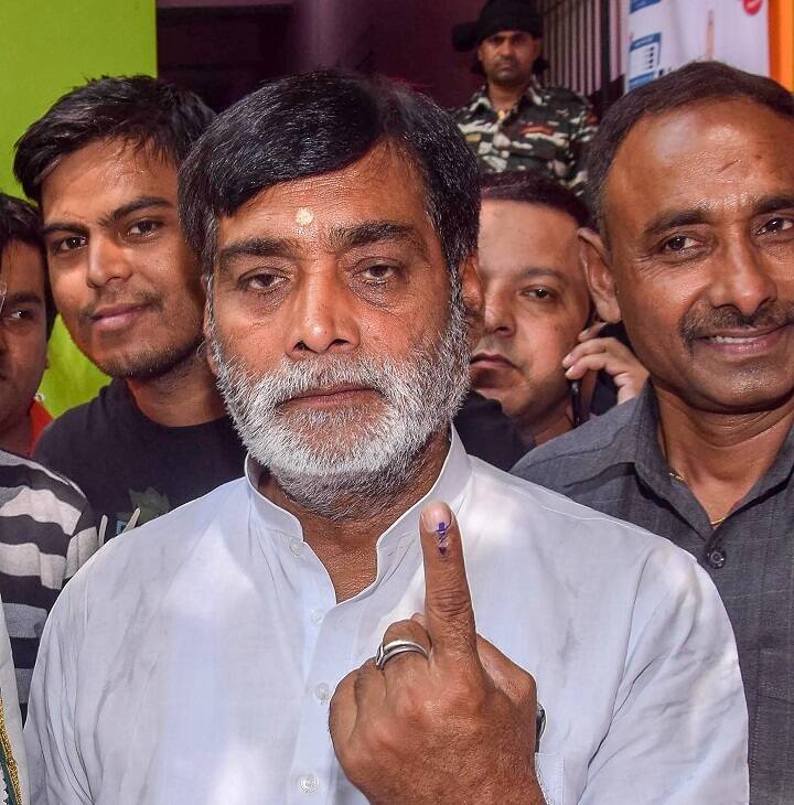 पाटलीपुत्रा लोकसभा सीट से बीजेपी के टिकट पर दोबारा चुनावी मैदान में उतरे राम कृपाल यादव ने अपना वोट डाला. इस दौरान वह अपनी जीत के लिए आश्वस्त दिखे.