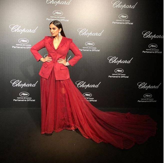 इसके साथ ही हुमा कान्स चोपार्ड पार्टी में भी पहुंची थीं. (Photo: iamhumaq)