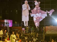 10 बजे तक के रुझान: UP में महागठबंधन पस्त, बीजेपी 277 और कांग्रेस 52 सीटों पर आगे