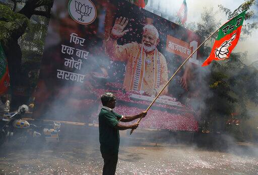 प्रधानमंत्री मोदी जी ने यह भी कहा है कि भारत के लोगों द्वारा एक मजबूत और समावेशी भारत का निर्माण किया जाएगा. 