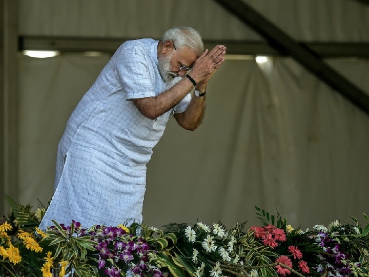 PM Narendra Modi in Gujarat tomorrow to seek mothers blessings पीएम मोदी कल गुजरात जाकर मां से आशीर्वाद लेंगे, वाराणसी का भी करेंगे दौरा