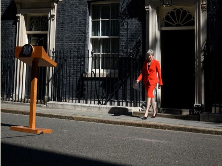 Theresa May resigns, Britain to get new PM by July ब्रिटेन: PM पद की रेस में ये पांच नाम हैं सबसे आगे, बस ड्राइवर का बेटा भी शामिल