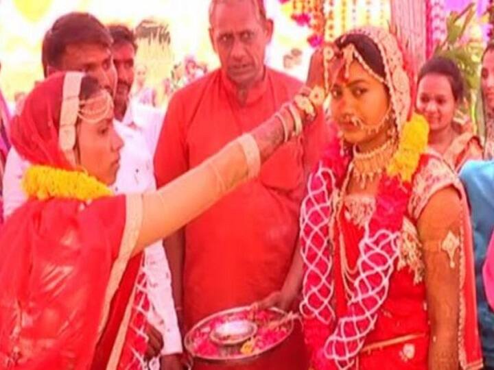 Adivasi unique marriage ceremony in Gujarat अनोखी परंपरा: यहां दूल्हे की बहन रचाती हैं दुल्हन से शादी, लेती हैं सात फेरे