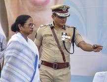 ममता के करीबी और पूर्व पुलिस कमिश्नर राजीव कुमार देश नहीं छोड़ सकेंगे, CBI ने जारी किया लुकआउट नोटिस