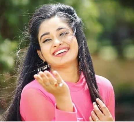 सिरफिरे युवक ने भोजपुरी अभिनेत्री रितु सिंह को बनाया बंधक, SP पर की फायरिंग