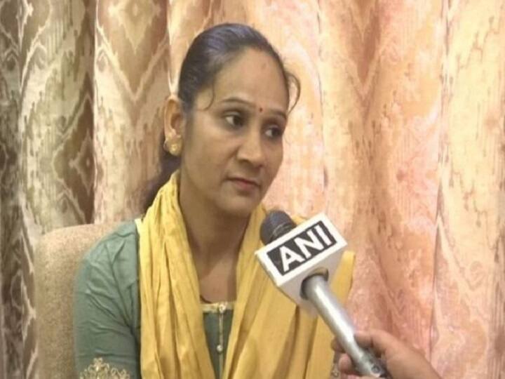 मध्य प्रदेश की राजनीति में उथल-पुथल, BSP विधायक बोलीं- BJP ने दिया मंत्री पद और 50 करोड़ का ऑफर Madhya Pradesh BSP MLA makes stunning claim, says BJP offered Rs 50 crore मध्य प्रदेश की राजनीति में उथल-पुथल, BSP विधायक बोलीं- BJP ने दिया मंत्री पद और 50 करोड़ का ऑफर