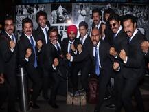 IN PICS: फिल्म \'83\' की टीम के साथ लंदन रवाना हुए रणवीर सिंह, क्रिकेट टीम के अंदाज में पहुंचे एयरपोर्ट