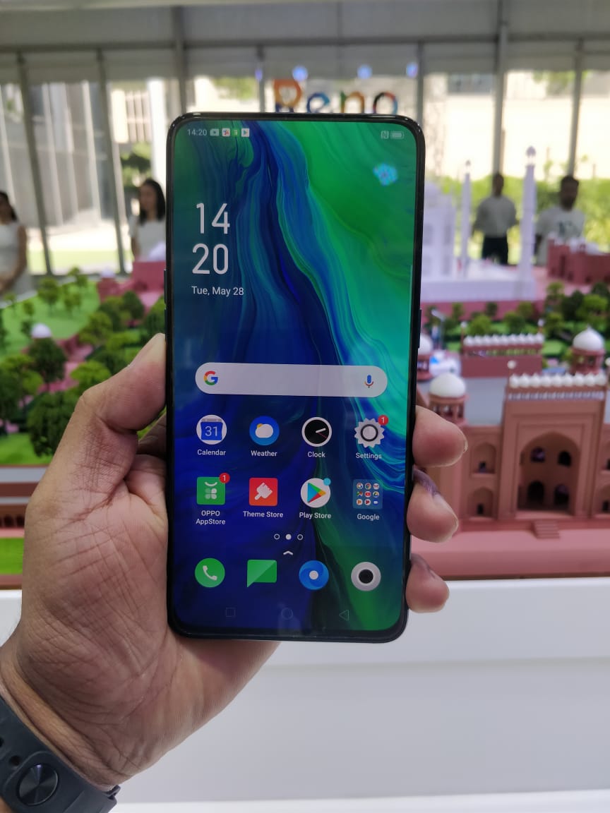 Oppo Reno 10x Zoom शार्क फिन सेल्फी कैमरे और स्नैपड्रैगन 855 प्रोसेसर के साथ हुआ लॉन्च, यहां है पूरी जानकारी