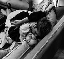 स्टूडियो में अपनी पत्नी संग नजर आए जस्टिन, देखें तस्वीरें