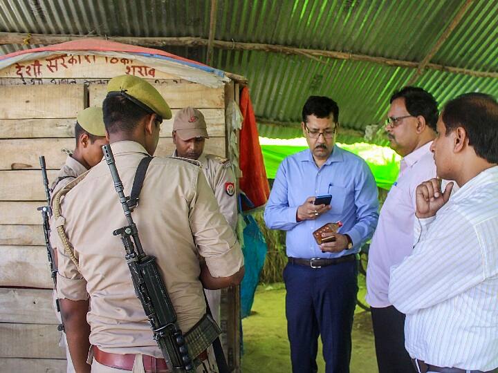 बाराबंकी शराब कांड: मुख्य आरोपी पप्पू जायसवाल पुलिस मुठभेड़ में गिरफ्तार, अब तक 14 लोगों की मौत Barabanki hooch case Main Accused arrested बाराबंकी शराब कांड: मुख्य आरोपी पप्पू जायसवाल पुलिस मुठभेड़ में गिरफ्तार, अब तक 14 लोगों की मौत