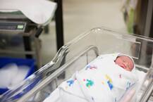 डीएनए टेस्ट के बाद दादा-दादी को सौंपा गया नवजात, प्लेटफॉर्म पर छोड़ गए थे मां-बाप