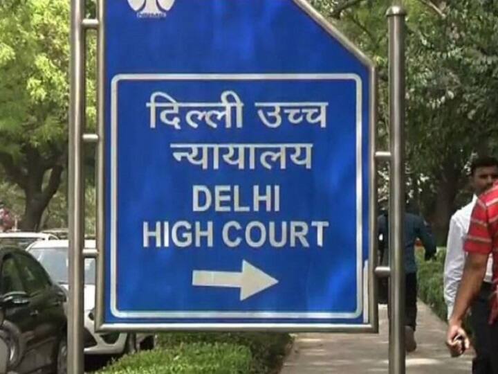 BJP leader files PIL seeking implementation of population control measures दिल्ली: जनसंख्या नियंत्रण कानून लाने के लिए बीजेपी नेता ने दायर की याचिका, HC ने केंद्र से चार हफ्ते में मांगा जवाब