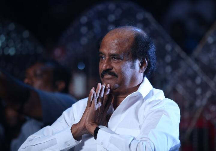 इस शपथ ग्रहण समारोह में रजनीकांत भी शिरकत करते दिखेंगे. पीएम मोदी को जीत की शुभकामनाएं देते हुए खुद रजनीकांत ने ही इस बात की पुष्टि करते हुए कहा था कि वो शपथ ग्रहण समारोह में शिरकत करेंगे.