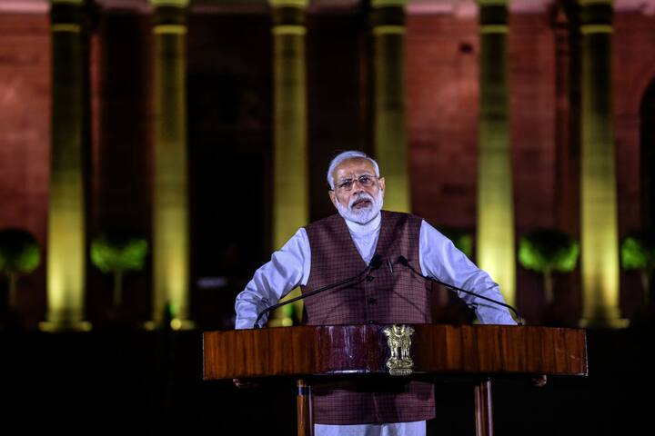 आज के शपथ ग्रहण समारोह में दूसरे देशों के कई हेड, राज्य के मुख्य मंत्री, मशहूर चेहरों के अलावा खेल जगत से भी कई नामी चेहरों को शामिल किया गया है. तो चलिए नजर डालते हैं पूरी लिस्ट पर