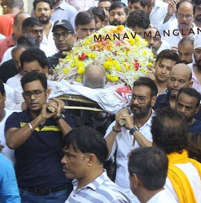 85 साल के वीरू देवगन को सीने में तकलीफ और सांस लेने में दिक्कत के चलते सैंटाक्रूज के सूर्या हॉस्पिटल में एडमिट कराया गया था, जहां उन्होंने अपनी अंतिस सांस ली. (तस्वीर: मानव मंगलानी)