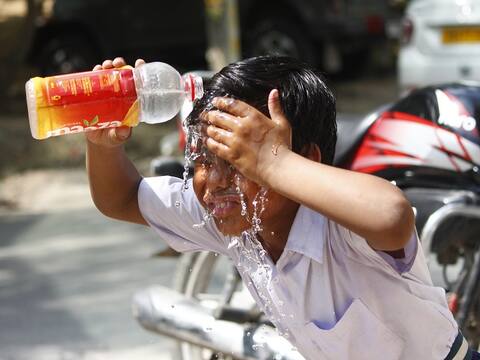 देश भर में गर्मी का कहर जारी, अगले 7 दिनों तक दिल्ली में चलेंगी लू देश भर में गर्मी का कहर जारी, अगले 7 दिनों तक दिल्ली में चलेंगी लू