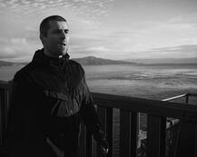 हिप में आर्थराइटिस से जूझ रहा है ये सिंगर, ट्रीटमेंट को लेकर कही ये बात