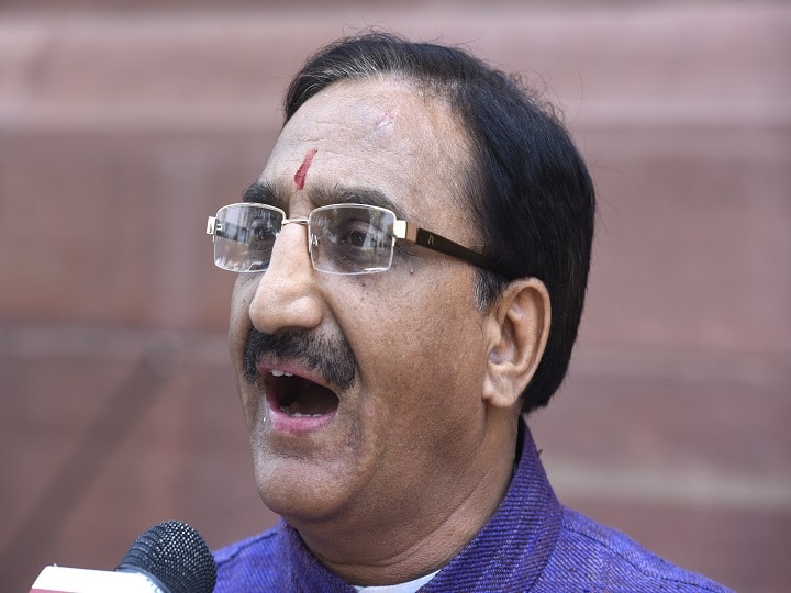 सरकार ने लॉन्च किया 'शगुन' पोर्टल, अब एक क्लिक में मिलेगी देश भर के स्कूलों की जानकारी HRD Ministry launches school education portal 'Shagun' to improve school education सरकार ने लॉन्च किया 'शगुन' पोर्टल, अब एक क्लिक में मिलेगी देश भर के स्कूलों की जानकारी