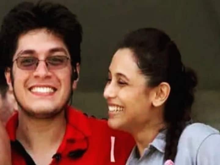 बेटे जुनैद की रानी मुखर्जी से दोस्ती से हैरान हैं आमिर खान, फोटो शेयर कर लिखा- मैं ये कभी नहीं कर पाया Aamir khan shares a picture of rani mukherji with his son junaid khan on his birthday बेटे जुनैद की रानी मुखर्जी से दोस्ती से हैरान हैं आमिर खान, फोटो शेयर कर लिखा- मैं ये कभी नहीं कर पाया