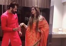 बॉलीवुड के इस मशहूर सॉन्ग पर अर्शी खान और मनु पंजाबी ने लगाए ठुमके