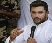 इफ्तार पर सियासत: गिरिराज पर चिराग पासवान का हमला, कहा- इस तरह के प्रश्न भारत की परम्परा पर उंगली उठाते हैं