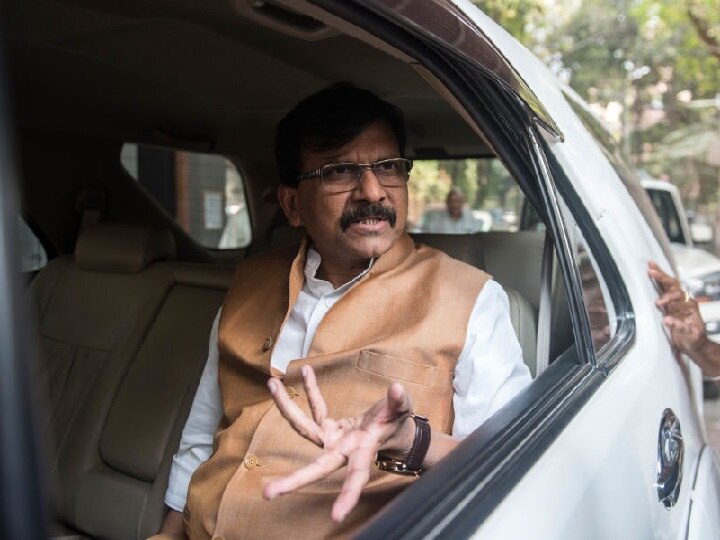 Shiv Sena leader Sanjay Raut ON Maharashtra CM Devendra Fadnavis Claim over power sharing महाराष्ट्र: 50-50 फॉर्मूले पर फडणवीस के इनकार पर शिवसेना ने कहा- फिर लोकसभा चुनाव में किस शर्त पर गठबंधन हुआ?