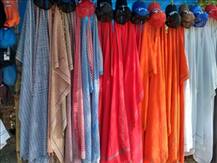 प्रयागराज: मोदी को बहुमत मिलने के बाद लोगों के बीच बढ़ा भगवा गमछों का क्रेज, नहीं हो पा रही है पूरी सप्लाई