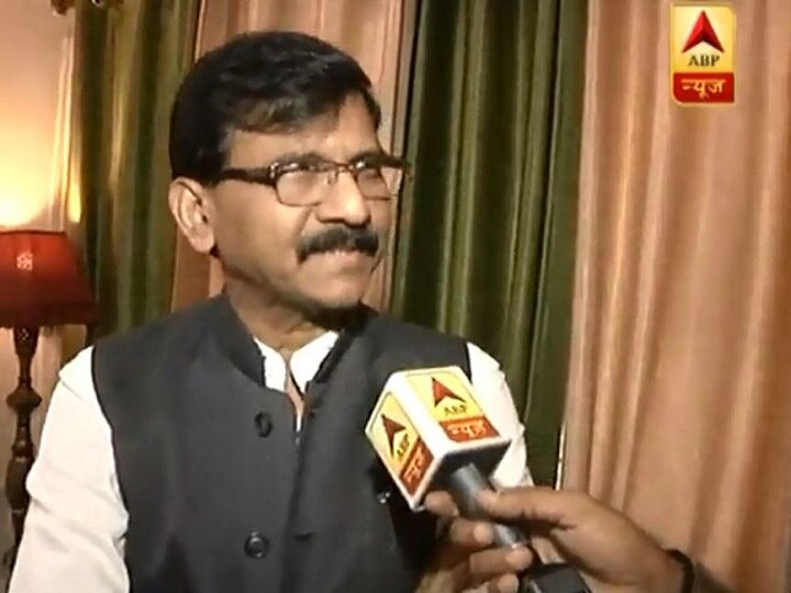 Shiv Sena leader Sanjay Raut mocks BJP over maharashtra government formation महाराष्ट्र में CM पद की मांग पर अड़ी शिवसेना ने बीजेपी पर कसा तंज, कहा- यहां कोई दुष्यंत नहीं है जिसका पिता जेल में है