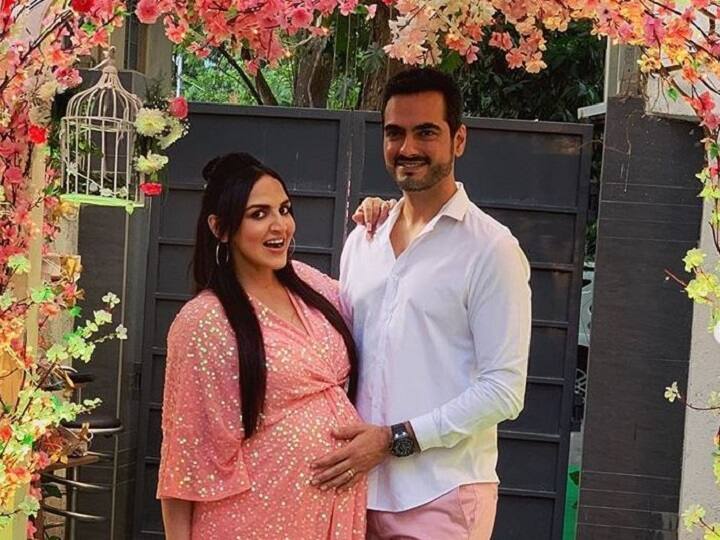 esha deol gave birth to daughter named her miraya takhtani Good News! ईशा देओल ने दिया दूसरी बेटी को जन्म, रखा ये खूबसूरत नाम