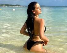 बिग बॉस की इस एक्स कंटेस्टेंट ने समुंदर के किनारे अपनी बोल्डनेस से सभी को कर दिया है हैरान