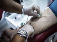 जानलेवा लापरवाही: एक साल में 1 हजार से ज्यादा लोगों को चढ़ा दिया गया HIV+ संक्रमित खून