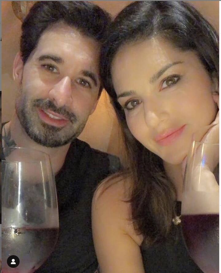 वहीं सनी लियोनी ने इस तस्वीर को इंस्टाग्राम पर शेयर करते हुए लिखा- जब आप जिंदगी में कुछ नया करने की सोचते हैं तो उसे कर डालिए. कोशिश कीजिए, हो सकता है कि आप सफल हों और ये भी हो सकता है कि आप फेल हो जाएं. जो भी हो आप कोशिश कीजिए. हमारे नए क्रिएटीव वेंचर के लिए चीयर्स. बाकी जानकारी जल्द मिलेगी.