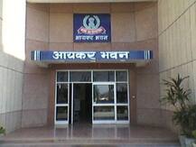 CBDT ने चार आयकर अधिकारियों का पद घटाया, सरकार ने दिया था जबरिया रिटायरमेंट लेने का आदेश