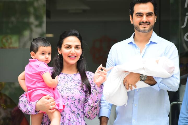 आपको बता दें कि दिग्गज अभिनेता धमेंद्र और अभिनेत्री हेमा मालिनी की बेटी ईशा ने साल 2012 के जून में भरत से शादी की थी.