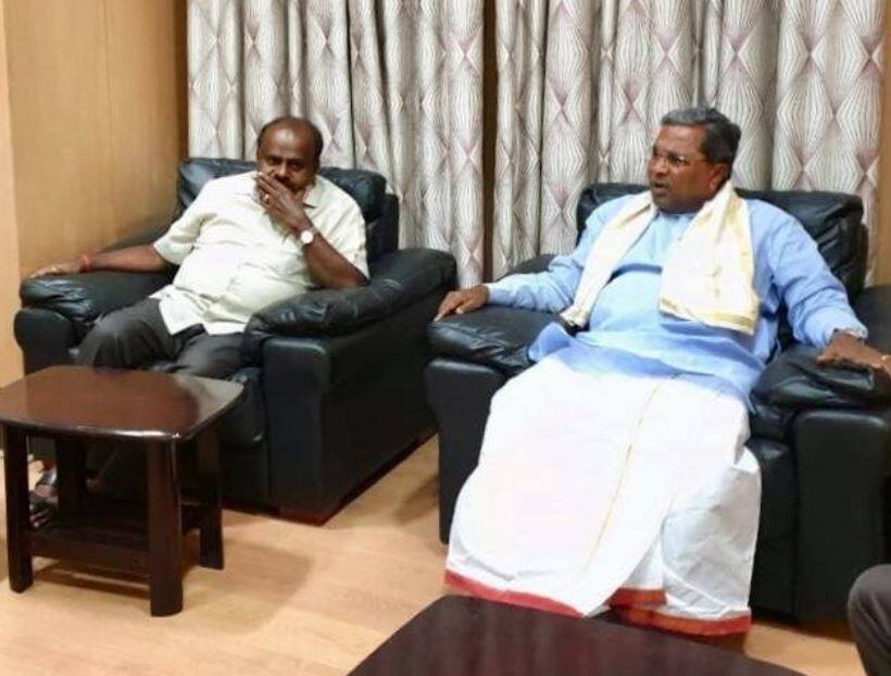 Karnataka CM HD Kumaraswamy to expand his cabinet कर्नाटक में कैबिनेट विस्तार आज, सरकार का समर्थन करने वाले दो निर्दलीय विधायकों को बनाया जाएगा मंत्री