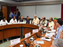 ऑल पार्टी मीटिंग में विपक्ष ने बेरोजागारी और किसानों की समस्या पर चर्चा की मांग की