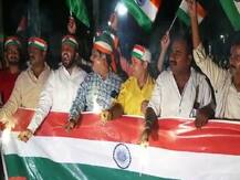 देखें तस्वीरें- यूपी में कुछ इस तरह मनाया गया टीम इंडिया की जीत का शानदार जश्न, दिखा दिवाली जैसा नजारा