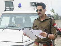 हमें अपने देश पर आंख मूंदकर गर्व नहीं करना चाहिए: आयुष्मान खुराना