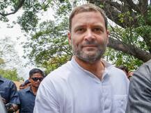 बजट सत्र: पहले दिन लोकसभा नहीं पहुंचे राहुल गांधी, दिल्ली में सोनिया-प्रियंका गांधी घर जाकर मिलीं