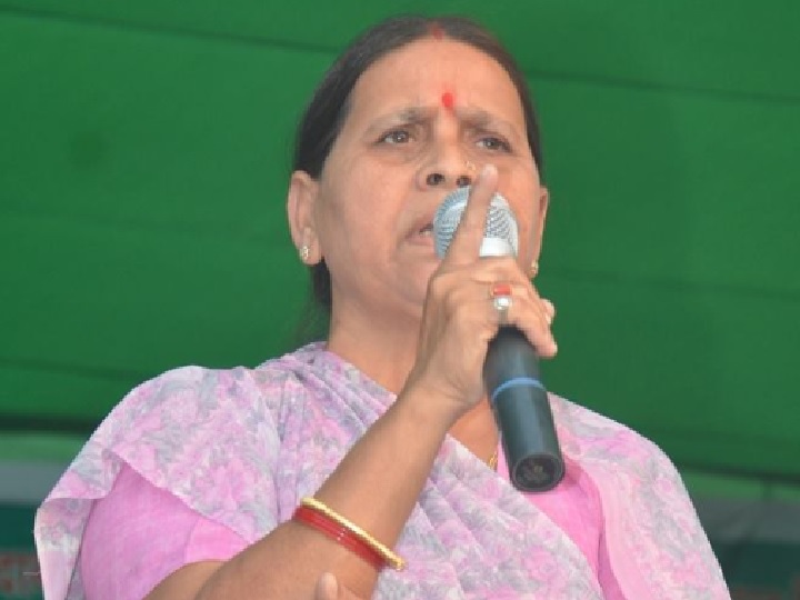 Rabri Devi Said - Party Leaders Will Consider Nitish's Entry Into The  Grandalliance | राबड़ी देवी बोलीं- नीतीश के महागठबंधन में आने को लेकर पार्टी  के नेता करेंगे विचार