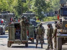 जम्मू-कश्मीर में 24 घंटे में मेजर समेत 4 जवान शहीद, जैश कमांडर सज्जाद भट्ट समेत 3 आतंकी ढेर