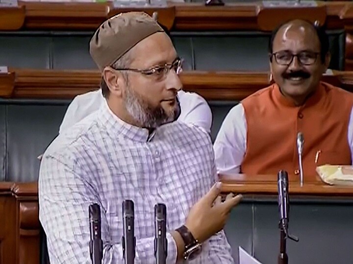 BJP नेताओं ने संसद में लगाए 'वंदे मातरम्' के नारे तो ओवैसी बोले-'अल्लाहु अकबर' AIMIM MP Asaduddin Owaisi on Jai Sri Ram And Vande Mataram slogans being raised in Lok Sabha BJP नेताओं ने संसद में लगाए 'वंदे मातरम्' के नारे तो ओवैसी बोले-'अल्लाहु अकबर'